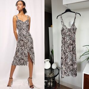 Aritzia Wilfred Heartthrob Animal Print new Midi Summer Vacation Dress Size 2